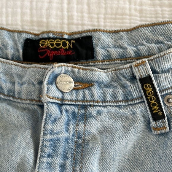 VTG Sasson mom jean shorts - Picture 2 of 6